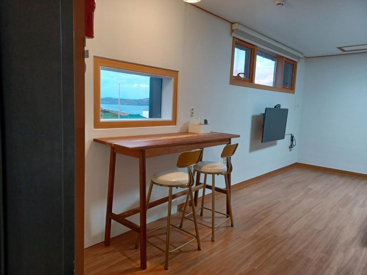 Sungsan Woori House Pension Seogwipo-stad Buitenkant foto